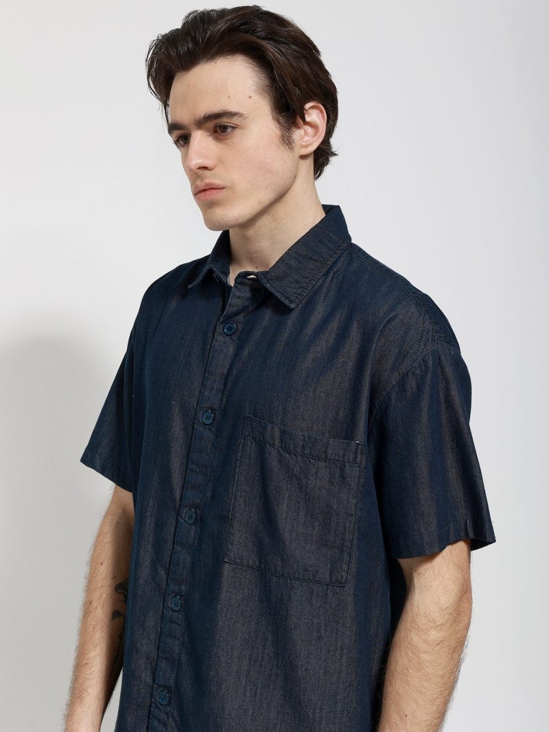 UNDER2734-800×1067 UNDER2734-800×1067