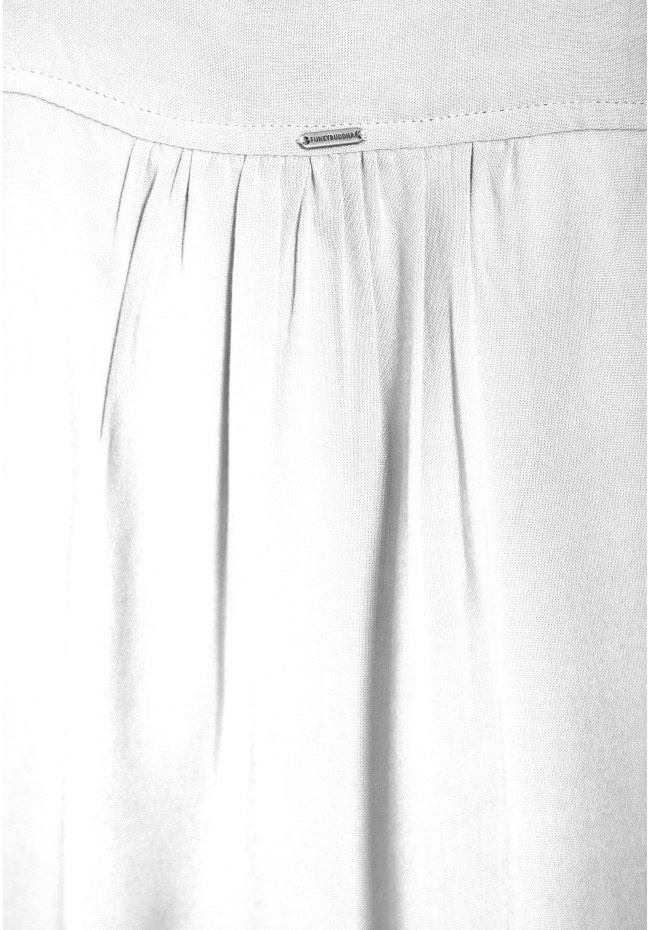 FBL013-100-05_WHITE_8 FBL013-100-05_WHITE_8